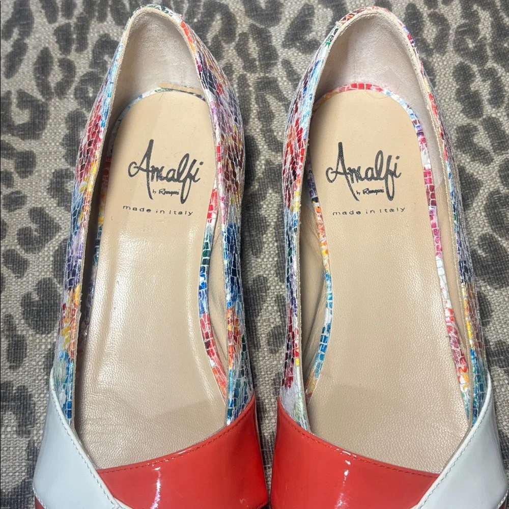 NWOT Amalfi patent leather open toe colorful Resortwear gold heel classic 7.5